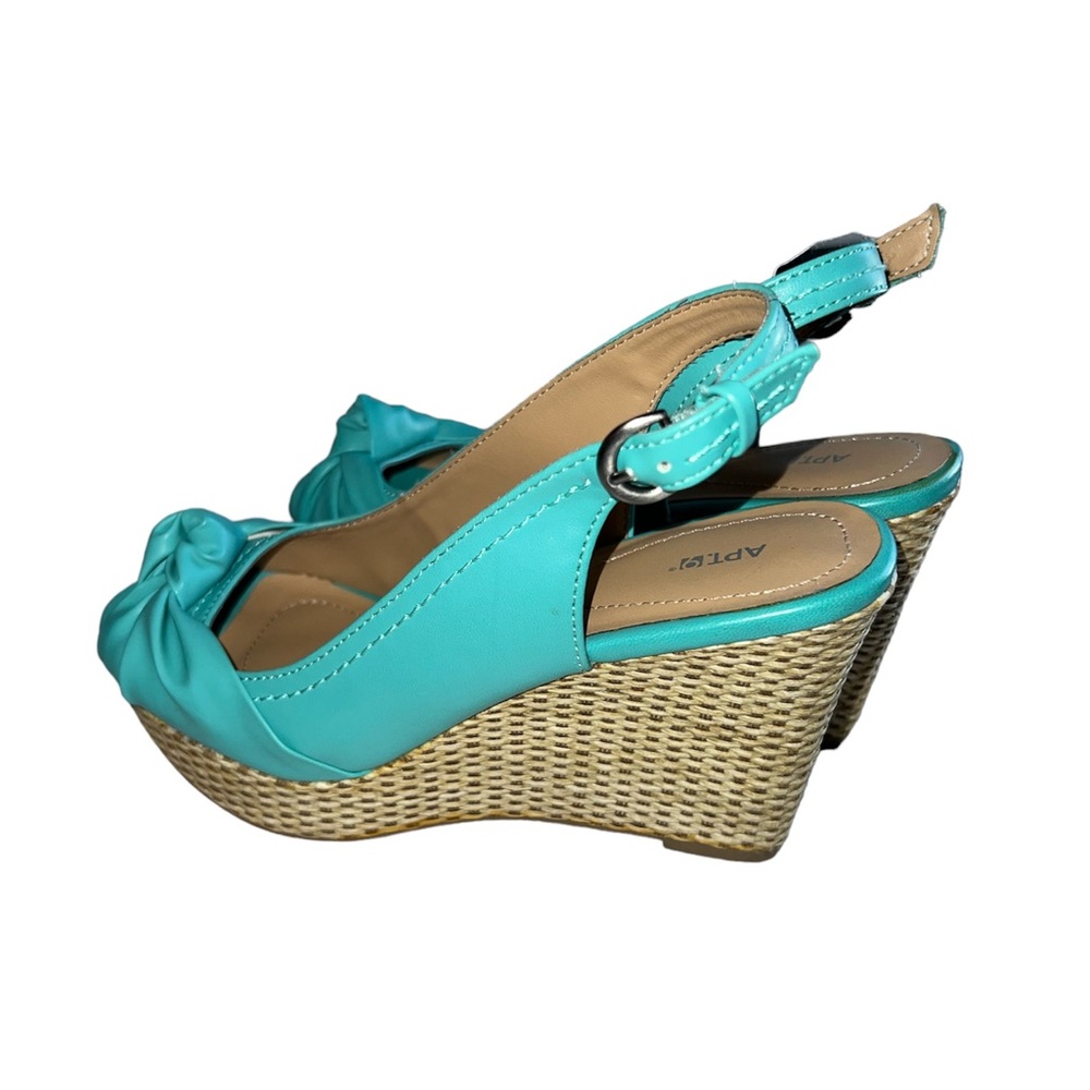 APT. 9 Teal Wedges